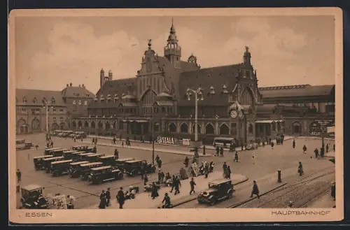 AK Essen, Hauptbahnhof mit Passanten