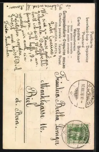 Stoff-Präge-AK Pärchen mit Schild, Umschlag und Blumenkorb