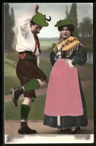 Stoff-Präge-AK Tanzendes Pärchen in Tracht