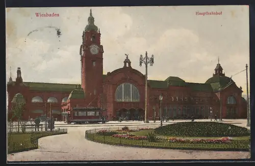 AK Wiesbaden, Hauptbahnhof mit Strassenbahn