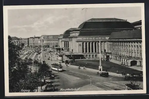AK Leipzig, Hauptbahnhof mit Strassenbahn