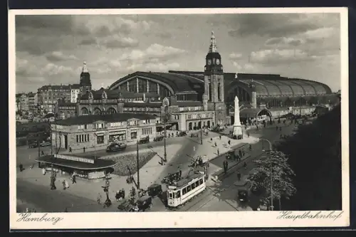 AK Hamburg-St.Georg, Hauptbahnhof mit Passanten und Strassenbahn