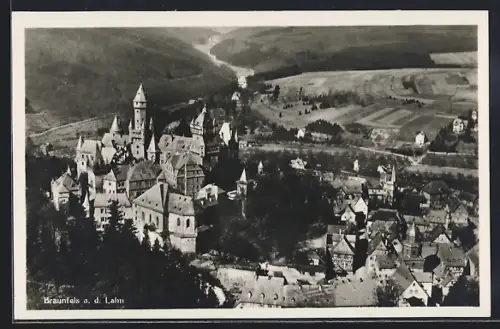 AK Braunfels, Blick auf die Burg und über die Dächer