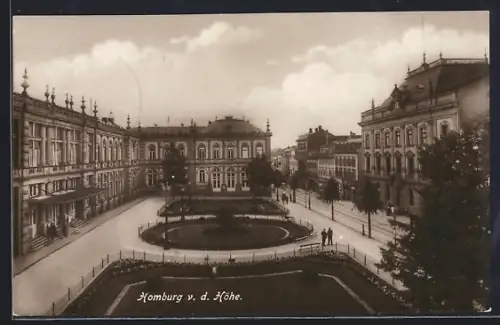 AK Homburg v. d. Höhe, Strassenpartie mit Passanten