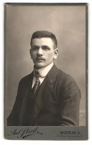 Fotografie Anton Streit, Wien, Steinackergasse 20, Porträt eines Mannes