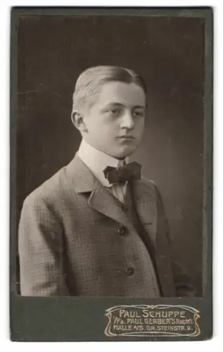 Fotografie Paul Schuppe, Halle, Gr. Steinstrasse 9, Porträt eines jungen Mannes