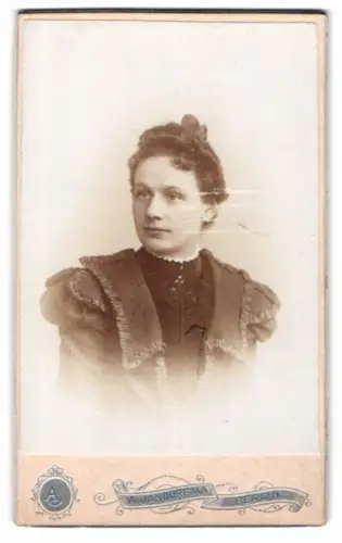 Fotografie A. Jandorf & Co., Berlin, Belle-Alliance-Str. 1, Porträt einer Dame