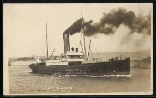 AK Passagierschiff SS Douglas auf See