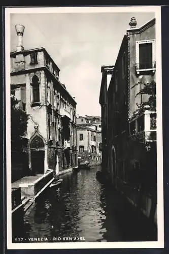 AK Venezia, Rio van Axel
