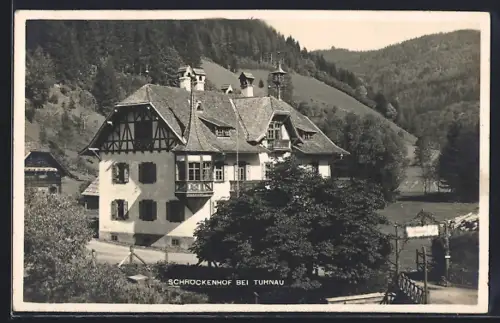 AK Turnau, Gasthaus Schröckenhof, mit Tor zur Einfahrt u. Bergpanorama
