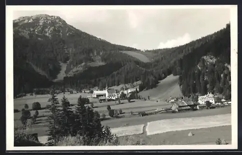 AK Seewiesen /Stmk., Ortspartie mit Kapelle