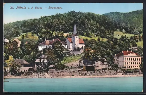 AK St. Nikola a. d. Donau, Ortsansicht mit Kirche vom Wasser aus