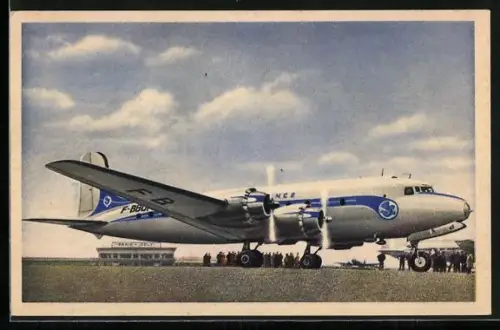 AK Flugzeug Douglas DC 4 der Air France auf dem Flugplatz