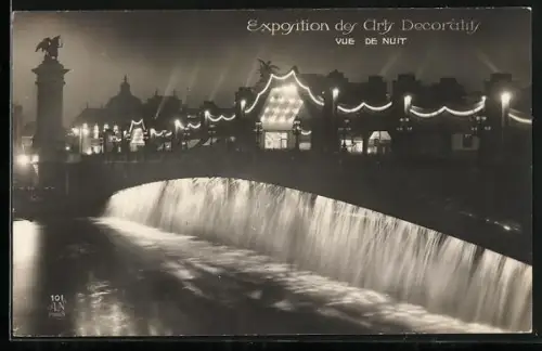 AK Exposition des Arts Décoratifs, Vue de Nuit