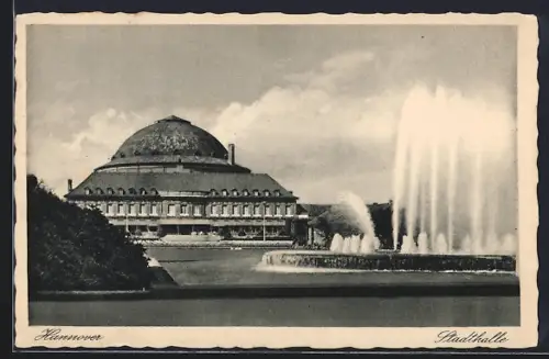 AK Hannover, Die Stadthalle mit Wasserfontänen