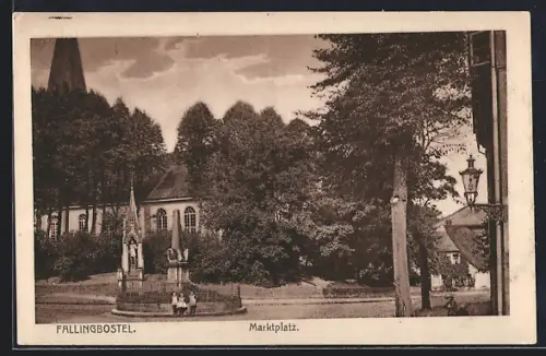 AK Fallingbostel, Marktplatz mit Denkmal