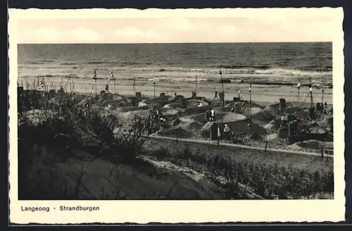 AK Langeoog, Strandpartie mit Sandburgen
