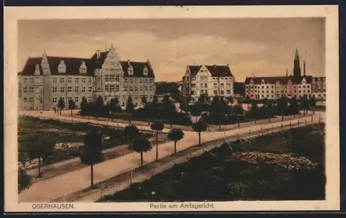 AK Oberhausen / Rheinland, Strassenpartie am Amtsgericht