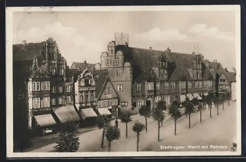 AK Stadthagen, Markt mit Rathaus