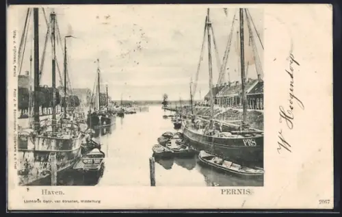 AK Pernis, Haven