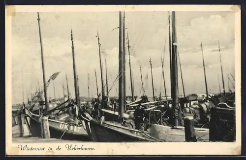 AK Urk, Winterrust in de Urkerhaven
