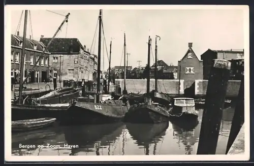 AK Bergen op Zoom, Haven