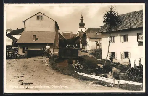AK Schenkenfelden /Oberdonau, Partie im Ort mit Blick auf die Kirche