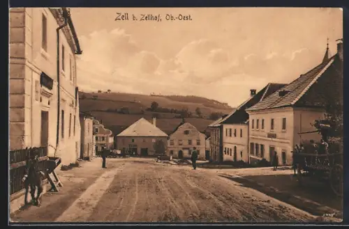 AK Zell bei Zellhof, Strassenpartie mit Blick Ortsauswärts
