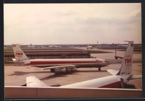 Fotografie Flughafen Frankfurt / Main, Flugzeug Boeing 707 TWA N18711