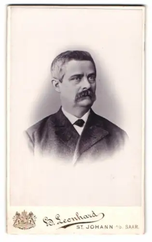 Fotografie H. Leonhard, St. Johann a. d. Saar, Bahnhofstrasse 83, Herr Schwindt mit Schnurrbart