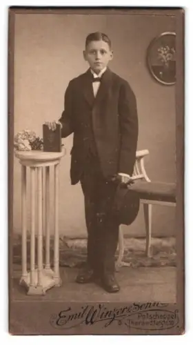 Fotografie Emil Winzer & Sohn, Potschappel, Tharandterstr. 10, Walter Rehnisch als Jugendlicher