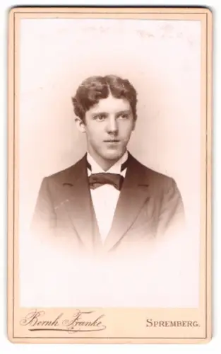Fotografie Bernhard Franke, Spremberg, Herr Birkel als junger Mann