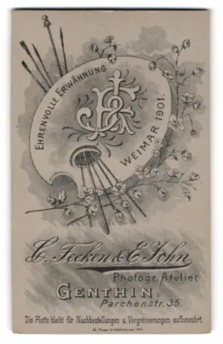 Fotografie G. Feeken & E. John, Genthin, Parchenstrasse 35, Malpalette mit Monogramm des Fotografen