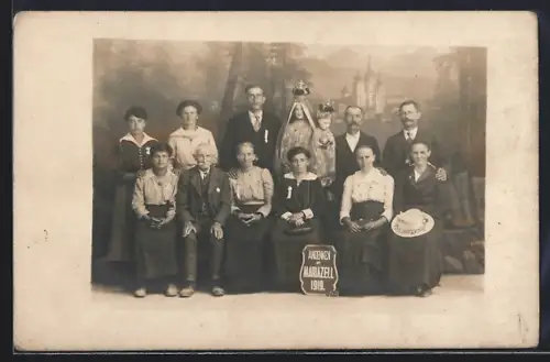 Foto-AK Mariazell, Pilgergruppe mit Marienfigur, 1919