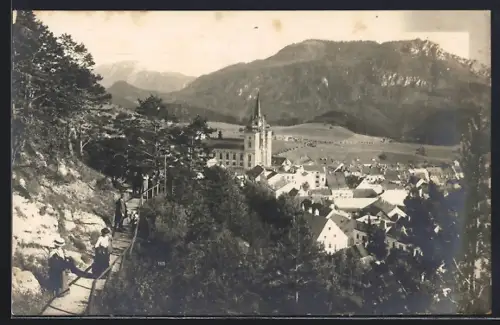 AK Mariazell, Totalansicht mit gesichertem Wanderweg aus der Vogelschau