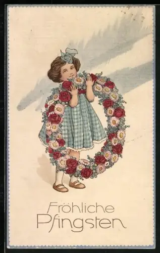 AK Mädchen mit einem riesigen Blumenkranz, Fröhliche Pfingsten