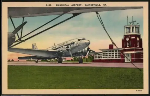 AK Gainesville, Ga., Municipal Airport, mit Flugzeug