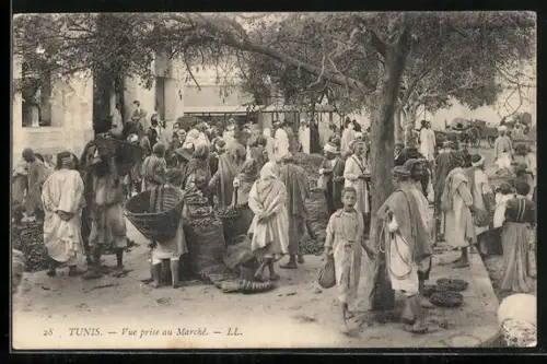 AK Tunis, Vue prise au Marché
