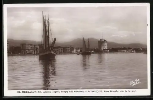 AK Salonique, Tour Blanche, vue de la mer