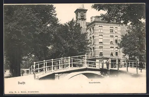 AK Delft, Noordeinde, Brücke und Uhrturm