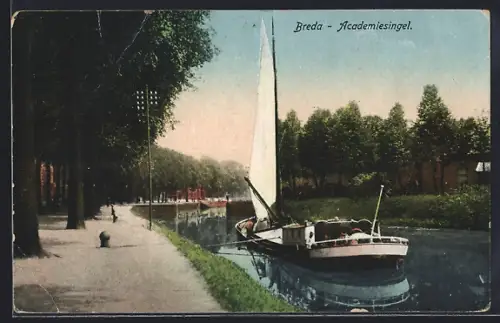 AK Breda, Academiesingel, Uferpromenade mit Lastkahn