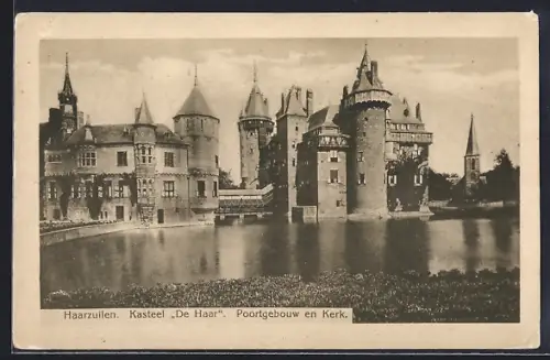 AK Haarzuilen, Kasteel De Haar, Poortgebouw en Kerk