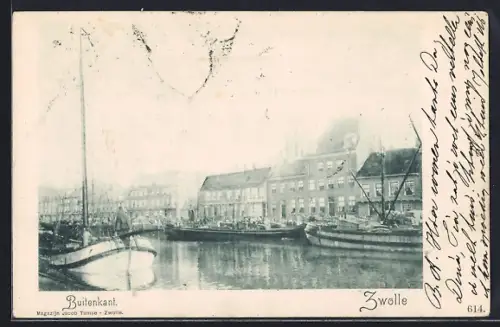 AK Zwolle, Buitenkant