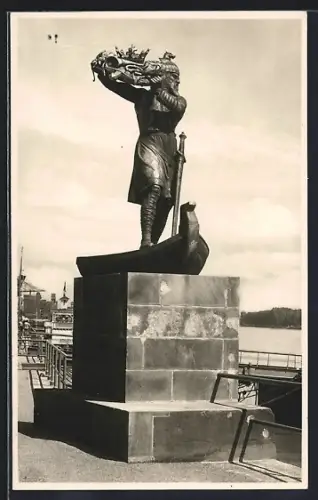 AK Worms a. Rhein, Hagenstatue am Rheinufer