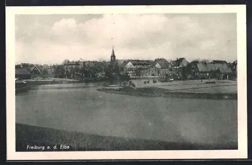 AK Freiburg a. d. Elbe, Ortsansicht mit Kirche und Elbufer