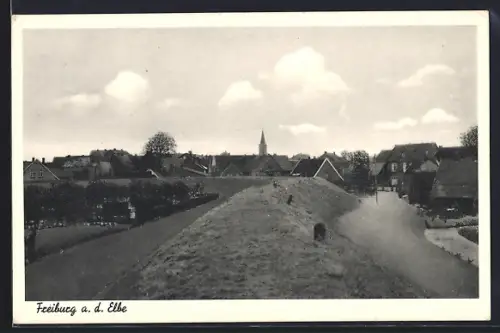AK Freiburg a. d. Elbe, Ortsansicht mit Kirche und Deich