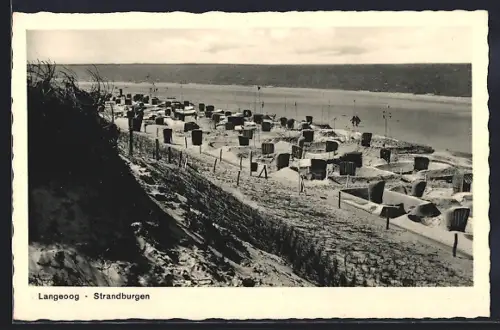 AK Langeoog, Strandburgen mit Blick aufs Meer