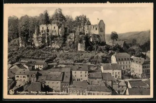 AK Larochette, Ortsansicht mit Blick auf Ruine