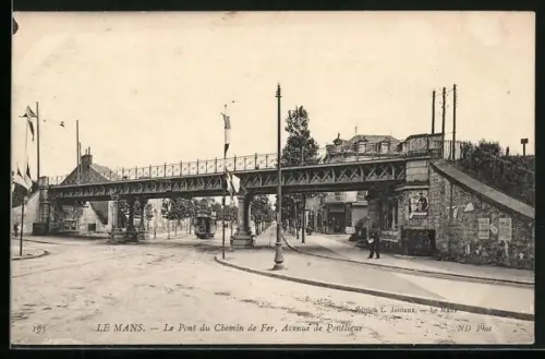 AK Le Mans, Le Pont du Chemin de Fer, Avenue de Pontlieue, Strassenbahn