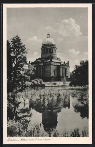 AK Dessau, Park mit Mausoleum